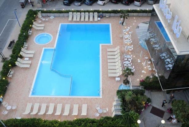 colorfamilyhotelriccione it hotel-riccione-con-piscina 014