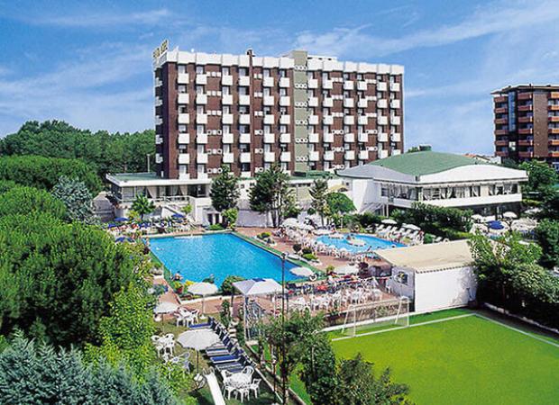 colorfamilyhotelriccione it offerte-hotel-last-minute-riccione 010