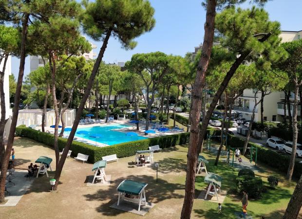 colorfamilyhotelriccione it home 016